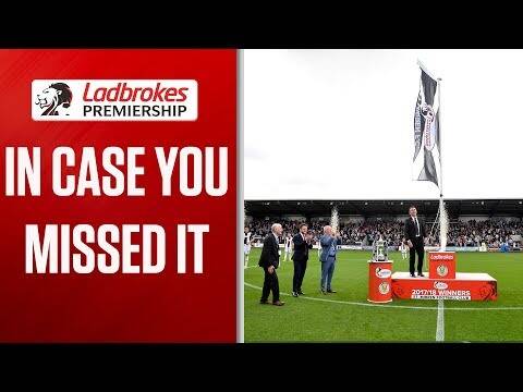 St Mirren celebrate unfurling Championship flag