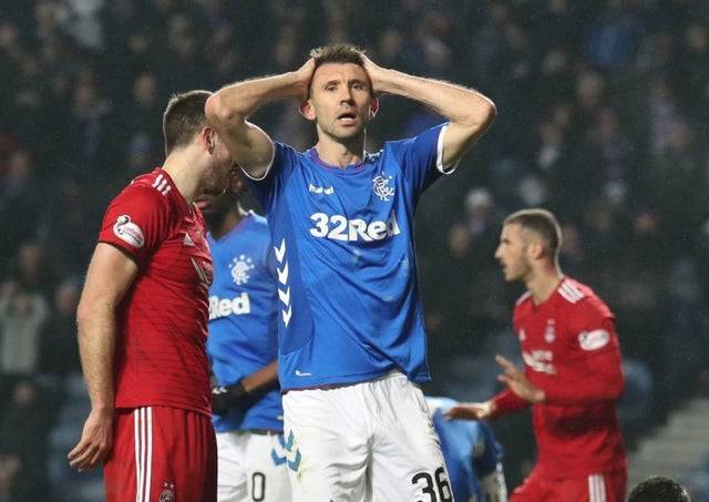 Celtic Twitter slams Gareth McAuley’s “tainted and hollow” title delusion in style Celtic Twitter slams Gareth McAuley’s “tainted and hollow” title delusion in style