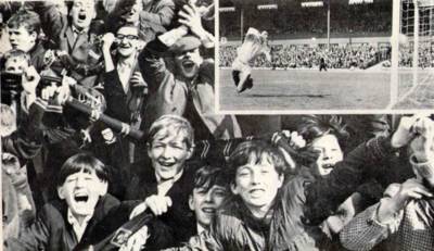 On the One Road to Celtic’s First 9IAR, Part 2 – The Phil Coles Buses and The ‘Celtic Choir’ On the One Road to Celtic’s First 9IAR, Part 2 – The Phil Coles Buses and The ‘Celtic Choir’