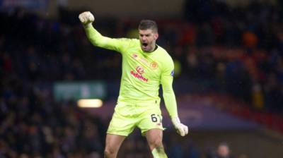 Neil Lennon hopes to keep Fraser Forster and Mohamed Elyounoussi at Celtic Neil Lennon hopes to keep Fraser Forster and Mohamed Elyounoussi at Celtic