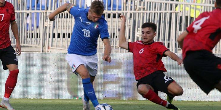 Report: Celtic make official offer for star midfielder Report: Celtic make official offer for star midfielder