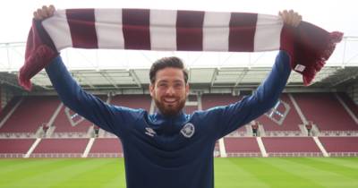 Craig Gordon signs for Hearts after leaving Celtic Craig Gordon signs for Hearts after leaving Celtic