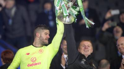 Mohamed Elyounoussi wants Fraser Forster to join him for another year at Celtic Mohamed Elyounoussi wants Fraser Forster to join him for another year at Celtic