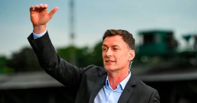 Chris Sutton reacts to Jermain Defoe’s Rangers title claim Chris Sutton reacts to Jermain Defoe’s Rangers title claim