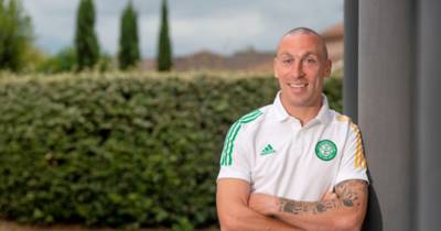 Scott Brown admits he loved Patrick Vieira but modelled game on Paul Scholes Scott Brown admits he loved Patrick Vieira but modelled game on Paul Scholes