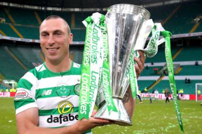 Celtic boss Neil Lennon provides Scott Brown injury update after Parkhead skipper missed PSG clash Celtic boss Neil Lennon provides Scott Brown injury update after Parkhead skipper missed PSG clash