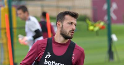 West Ham striker Albian Ajeti ‘to join Celtic on loan’ as Neil Lennon looks to strengthen squad West Ham striker Albian Ajeti ‘to join Celtic on loan’ as Neil Lennon looks to strengthen squad