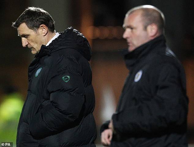 Aint nothing wrong with going down, Its staying down that’s wrong Aint nothing wrong with going down, Its staying down that’s wrong