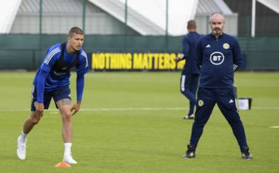 Lyndon Dykes says he can be the darling of Tartan Army like mentor James McFadden Lyndon Dykes says he can be the darling of Tartan Army like mentor James McFadden