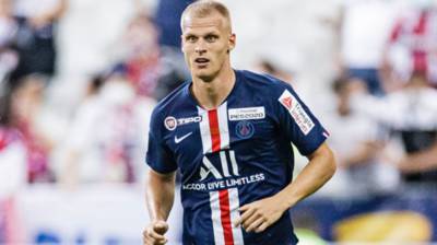 Celtic target Bakker tells PSG he wants to stay Celtic target Bakker tells PSG he wants to stay