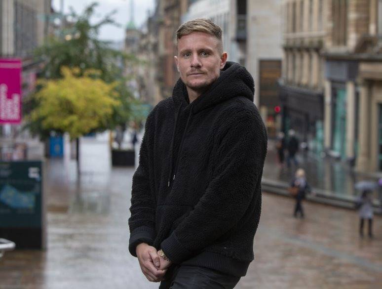 Si Ferry: Hartson’s ‘busy b******’ advice and running through schemes are my pre-season top tips Si Ferry: Hartson’s ‘busy b******’ advice and running through schemes are my pre-season top tips