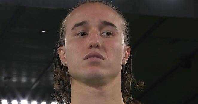 Laxalt Lauded by Lenny Laxalt Lauded by Lenny