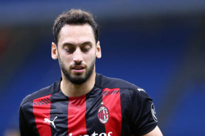 Report: Hakan Calhanoglu left Milan training in crutches; Ante Rebic also set to miss Celtic Report: Hakan Calhanoglu left Milan training in crutches; Ante Rebic also set to miss Celtic