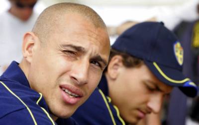 ‘Delete that’ ‘Embarassing ya clowns’ Celtic fans cringe at Zlatan Tweet from club ‘Delete that’ ‘Embarassing ya clowns’ Celtic fans cringe at Zlatan Tweet from club