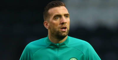 Lay Off, Duffy: Lenny Hits Back at Critics Lay Off, Duffy: Lenny Hits Back at Critics