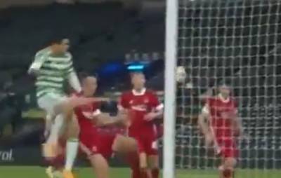 Video: Elyounoussi makes it 2-0 to Celtic vs Aberdeen after a fine cross from Tom Rogic Video: Elyounoussi makes it 2-0 to Celtic vs Aberdeen after a fine cross from Tom Rogic