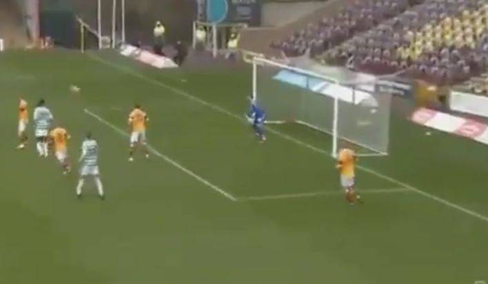 Video: Hat-trick for Elyounoussi with excellent header Video: Hat-trick for Elyounoussi with excellent header