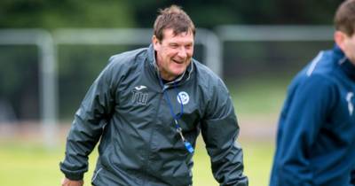 Celtic must bring in Tommy Wright to shore up dodgy defence – Hotline Celtic must bring in Tommy Wright to shore up dodgy defence – Hotline