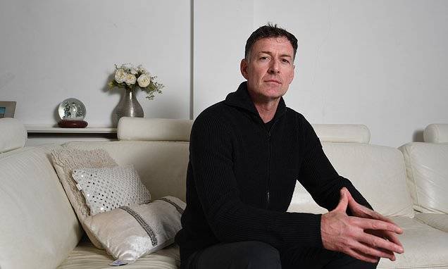 Chris Sutton and Nobby Stiles son slam the PFA’s dementia claims as fake news Chris Sutton and Nobby Stiles son slam the PFA’s dementia claims as fake news