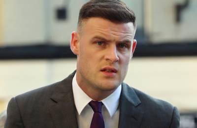 Judge orders arrest of footballer Anthony Stokes, who is accused of headbutting man in Temple Bar Judge orders arrest of footballer Anthony Stokes, who is accused of headbutting man in Temple Bar