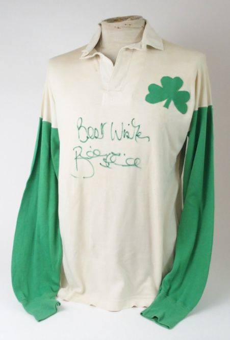 Auction Update – “Celtic Shamrock Shirt sells for £12,500 oot the door” Auction Update – “Celtic Shamrock Shirt sells for £12,500 oot the door”