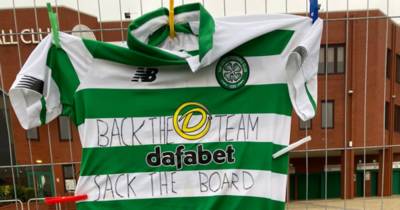 Celtic fans continue board protests as angry supporters look for Parkhead change Celtic fans continue board protests as angry supporters look for Parkhead change