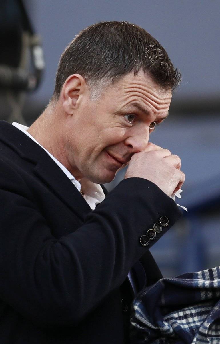 Sutton wades in on Lennon selection dilemma Sutton wades in on Lennon selection dilemma