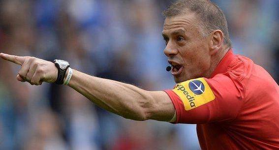 Ex-Ref Calls for Naismith Ban Ex-Ref Calls for Naismith Ban