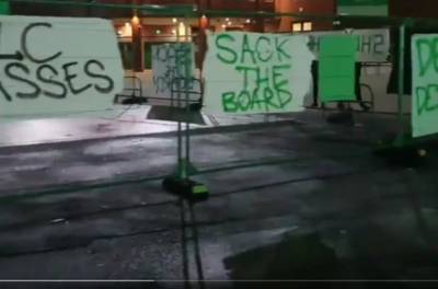 “PLC grasses, Sack the board, Despot Desmond” Green Brigade protest goes viral “PLC grasses, Sack the board, Despot Desmond” Green Brigade protest goes viral