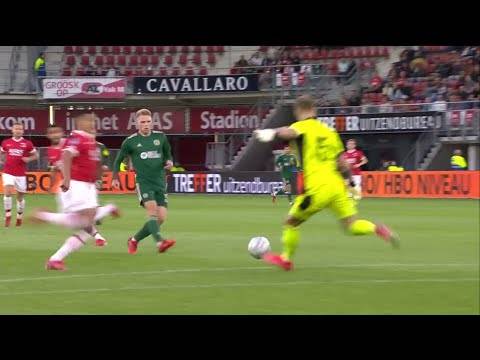 Joe Hart error and defensive woes lead to AZ Alkmaar goal against Celtic in Europa League playoff Joe Hart error and defensive woes lead to AZ Alkmaar goal against Celtic in Europa League playoff