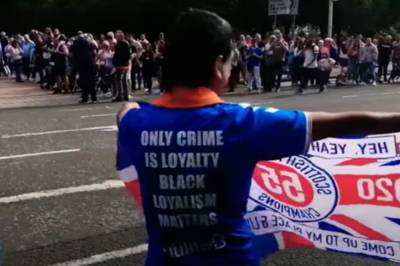 Videos: âIâd rather be a Pâki than a Timâ sung over and again with Abdul being mobbed at orange march in Sevco top Videos: âIâd rather be a Pâki than a Timâ sung over and again with Abdul being mobbed at orange march in Sevco top