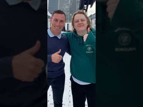 LEWIS CAPALDI “CELTIC FOOTBALL CLUB” GLASGOWS GREEN AND WHITE #lewiscapaldi #celticfc
