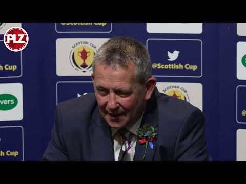 Billy Dodds reacts to Inverness Caley Thistle Scottish Cup Final defeat