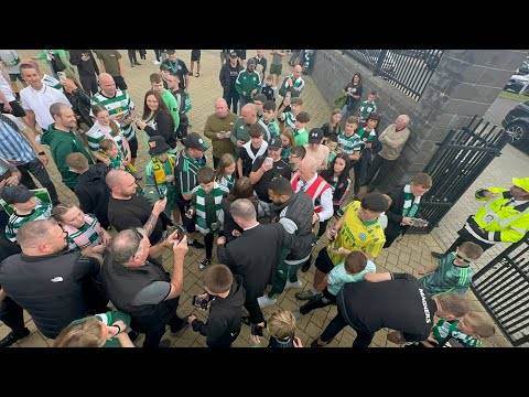 Cameron Carter-Vickers ARRIVING AT CELTIC PARK BEFORE THE CELTIC V ST JOHNSTONE!!!