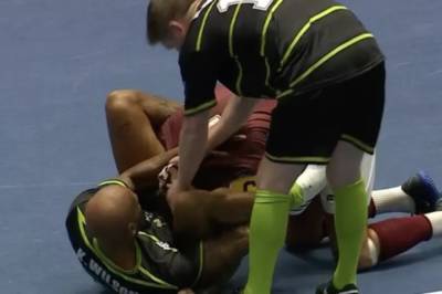 Masters Football: Celtic’s Kelvin Wilson Sticks Hearts Player in Headlock