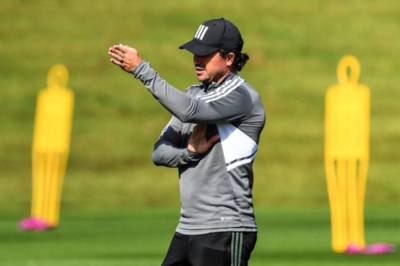 Photo: DJ shares pic with Liverpool legend & Celtic coach Harry Kewell