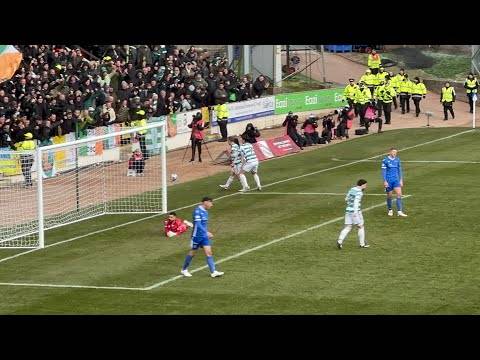 CRAZY SCENE!!! CAL MAC GOAL FAN CELEBRATION (ST JOHNSTONE &ndash; CELTIC) 1-3!!!