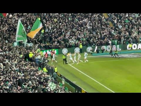 Crazy Scenes!!! Paulo Bernardo Goal Fan Celebration (Celtic V Rangers 2-1)!!!