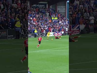 Morelos punishes goalkeeper howler! #shorts #football