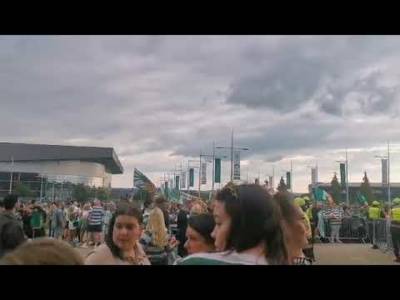 Celtic fans gather to celebrate Scottish Cup win