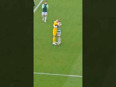 Joe Hart & Callum Mcgregor hug after scottish cup final #celtic #celticfc #joehart #scottishcup