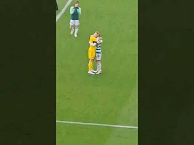Joe Hart & Callum Mcgregor hug after scottish cup final #celtic #celticfc #joehart #scottishcup