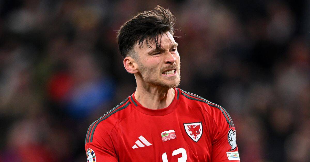 Chris Mepham considered by Celtic as Bournemouth defender on Brendan Rodgers transfer shortlist