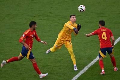 Celtic launch £7.6m bid as Rangers face stick or twist dilemma over delay for key target – O** F*** transfers