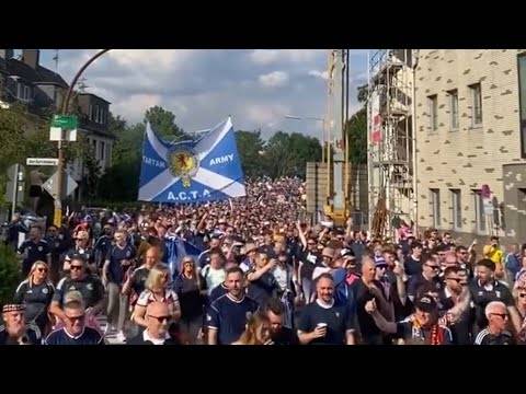 BIG Numbers of Scotland Fans March Through Cologne To Face Switzerland / Tartan Army
