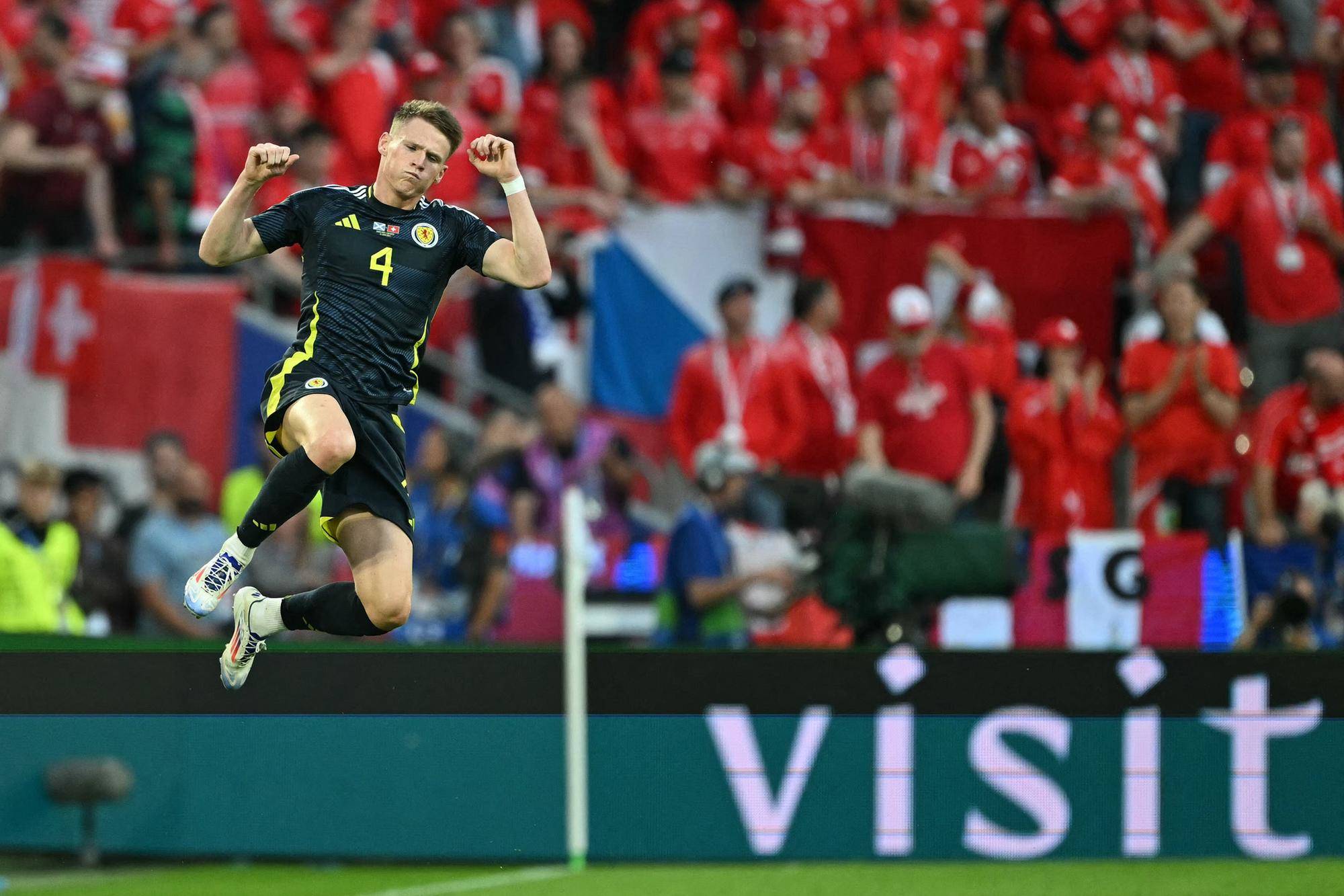 Rangers receive transfer update, Scotland star man ‘wanted’, Celtic eye Euro 2024 man &ndash; Scottish transfer news