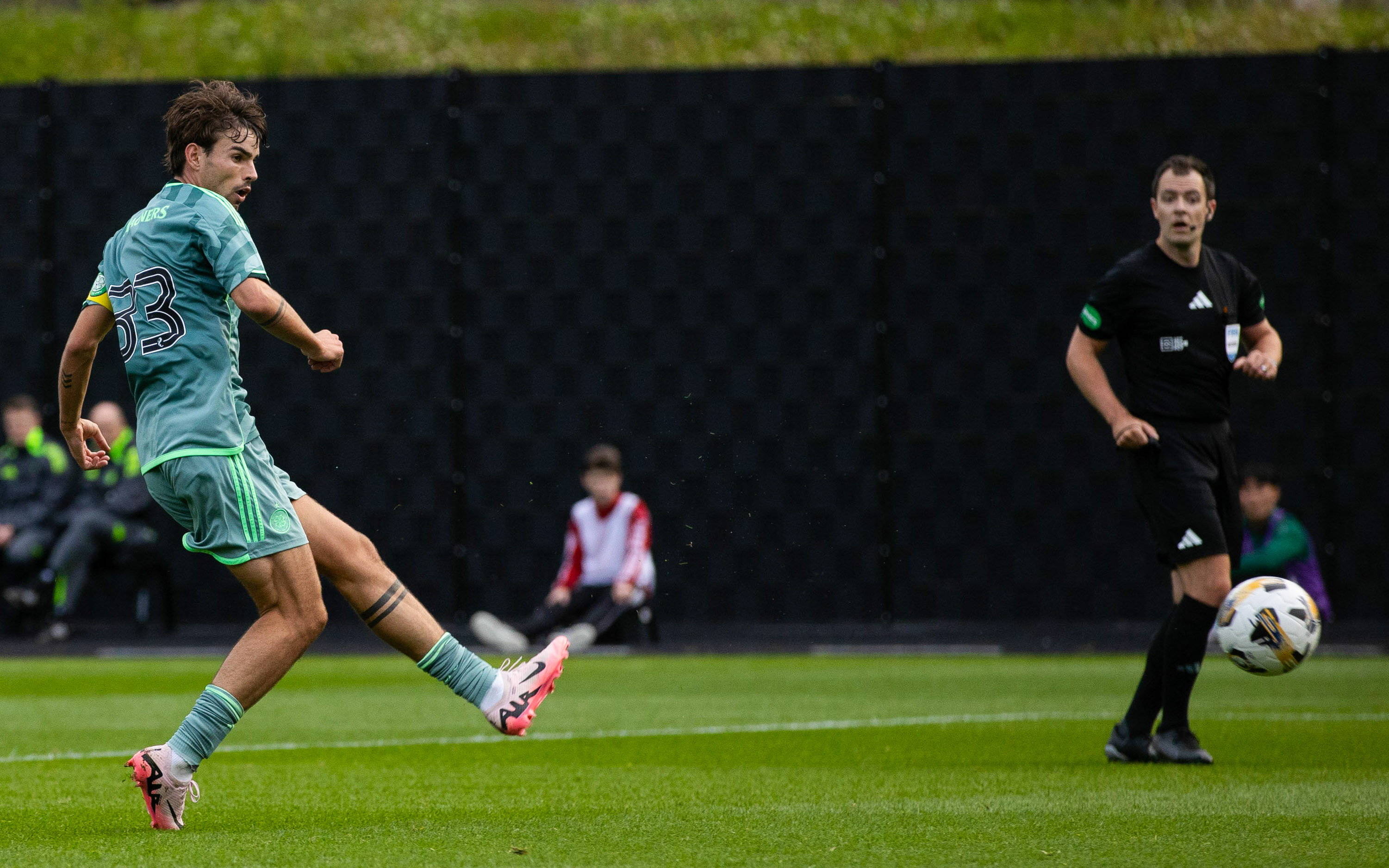 Celtic face huge transfer fight, 32 y/o midfielder jets in, no Rangers stadium concern &ndash; SPFL transfers