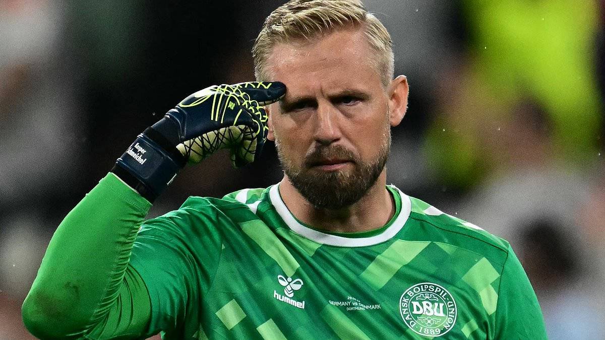 Celtic sign Kasper Schmeichel on one-year deal as Dane books reunion with former Leicester boss Brendan Rodgers &ndash; with Scottish champions securing replacement for Joe Hart