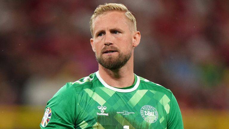 Celtic sign Schmeichel on short-term deal