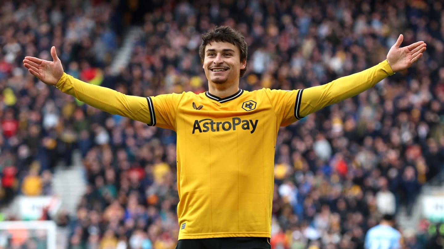 Wolves make Hugo Bueno exit decision amid Celtic rumours